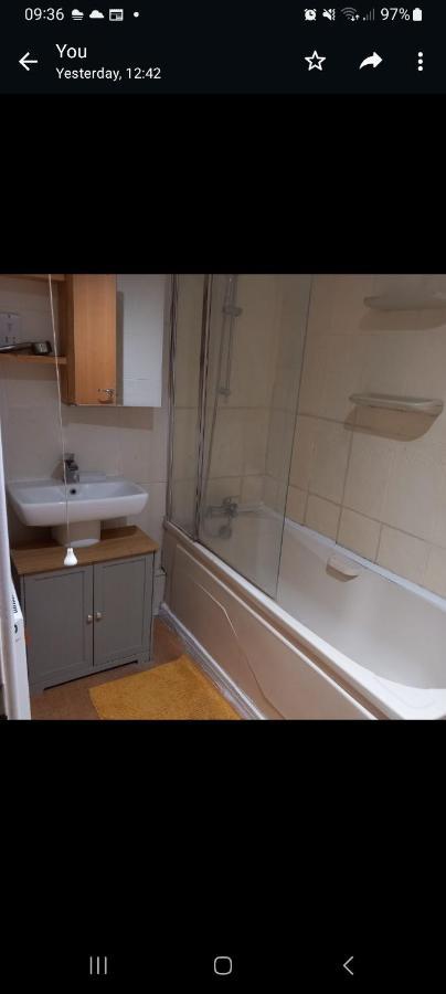 Private Rooms, 2 Showers In 3 Storey Hse, 25 Minutes Walk From Leicester City Centre Exteriör bild